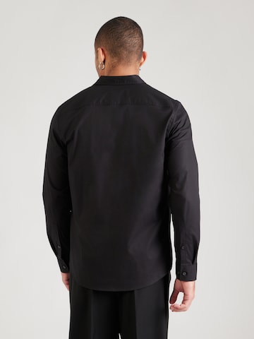 HUGO Regular Fit Skjorte 'Emero' i sort