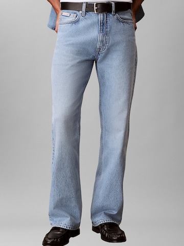 Calvin Klein Jeans Loosefit Jeans in Blauw: voorkant