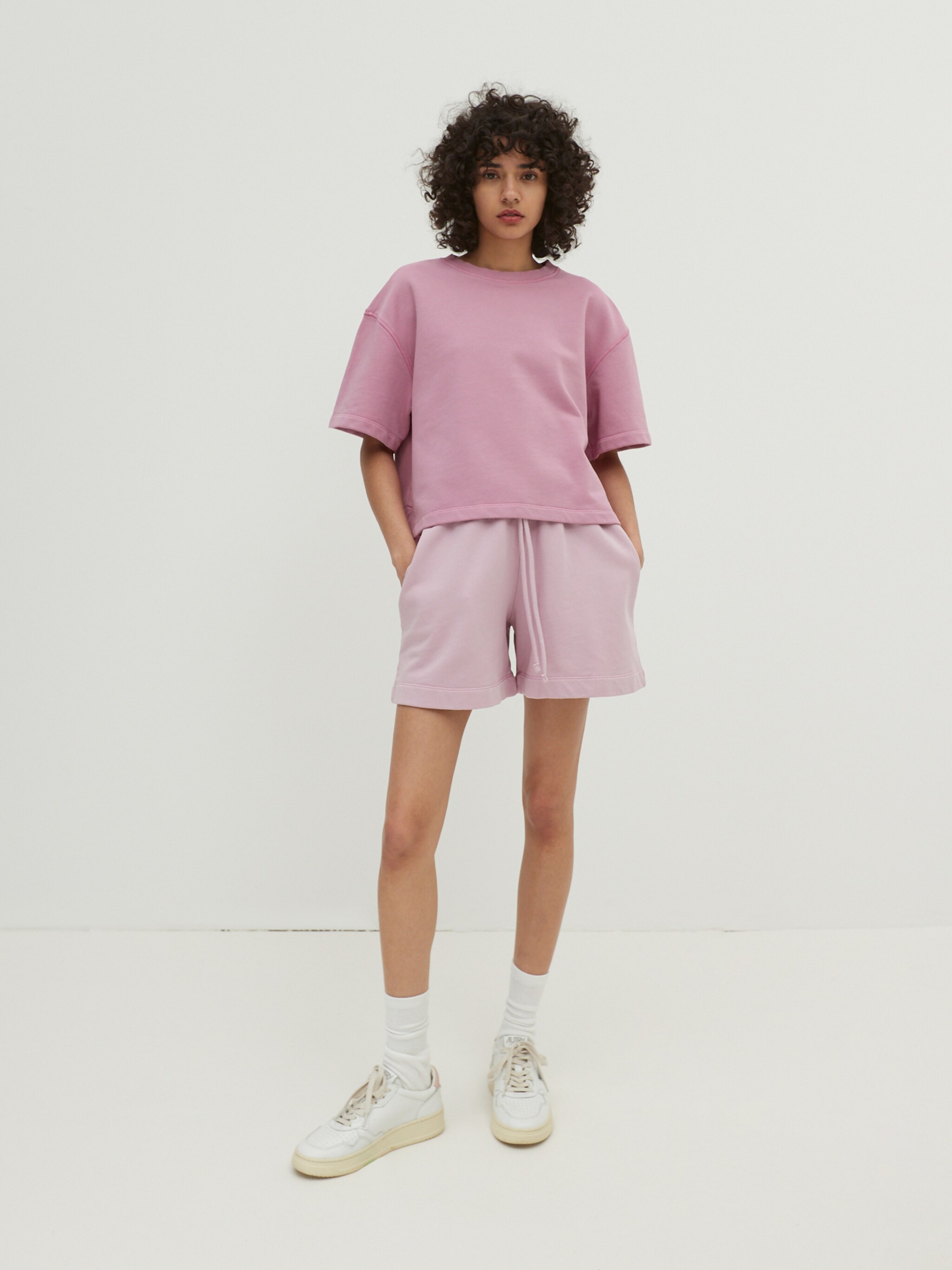 EDITED Produkte Sweatshirt 'Noa' lila