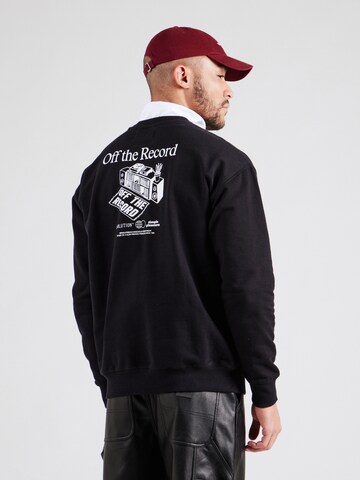 RevolutionSweater majica - crna boja: prednji dio