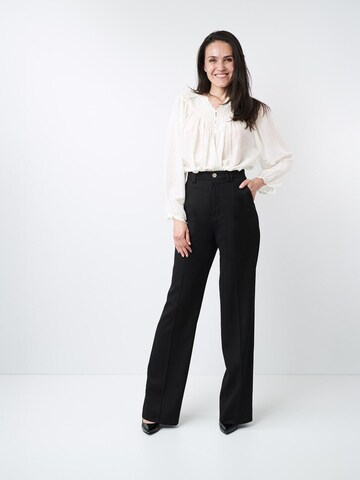 W. Wegener Wide Leg Trachtenhose 'Martha 8330'‌ in Schwarz