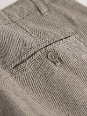 Next Slimfit Hose in Braun