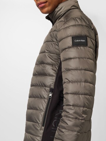 Calvin Klein Between-season jacket in Grey