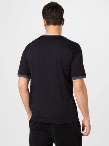 Champion Authentic Athletic Apparel T-Shirt in Schwarz