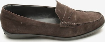 Tod's Flats & Loafers in 37,5 in Brown: front