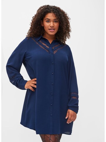 Zizzi Shirt  'CAKAMMA' in Blau: Vorderseite