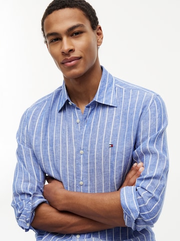 TOMMY HILFIGER Regular fit Button Up Shirt in Blue