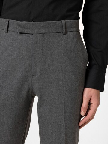 Antioch Regular Trousers with creases 'Luka' in Grey