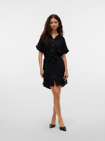 Robe-chemise 'VMBumpy' VERO MODA en noir