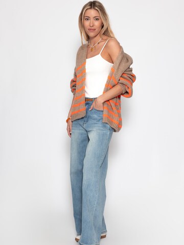 SASSYCLASSY Top in White