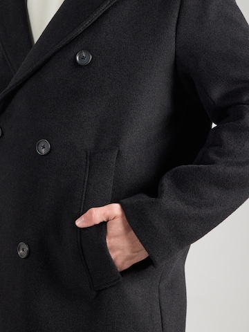 Abercrombie & Fitch Mantel in Schwarz