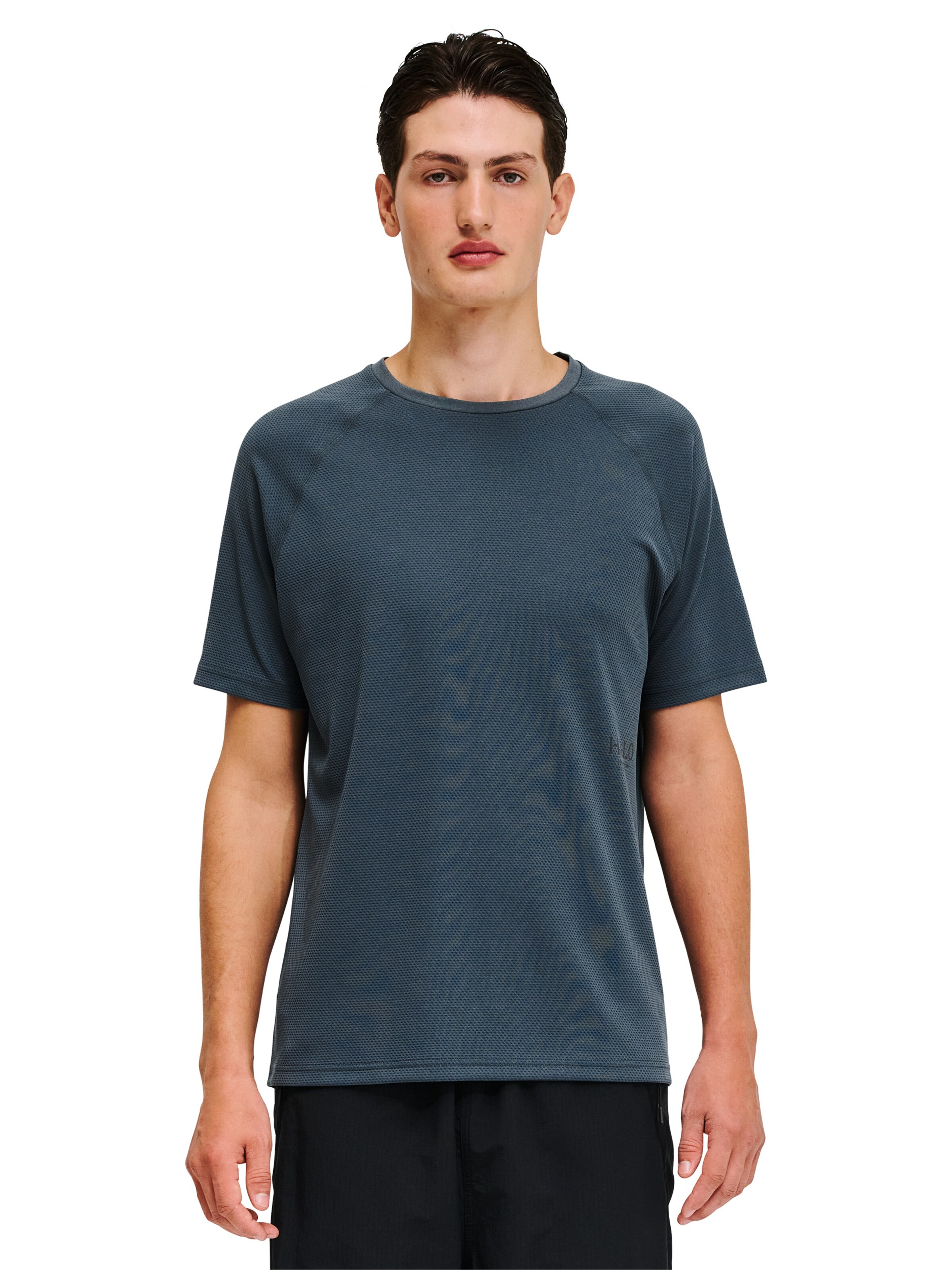 HALO Shirt in Blue: front