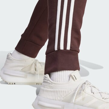 ADIDAS ORIGINALS Tapered Hose 'Adicolor Classics' in Braun