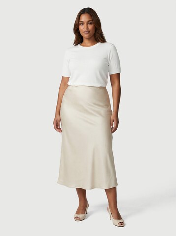 everly® Skirt in Beige