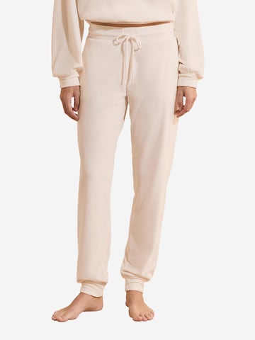 Pantaloncini da pigiama 'Bayron' di ETAM in beige: frontale
