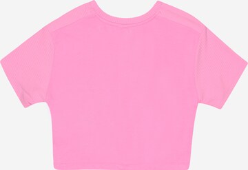 Nike Sportswear Shirt in Pink