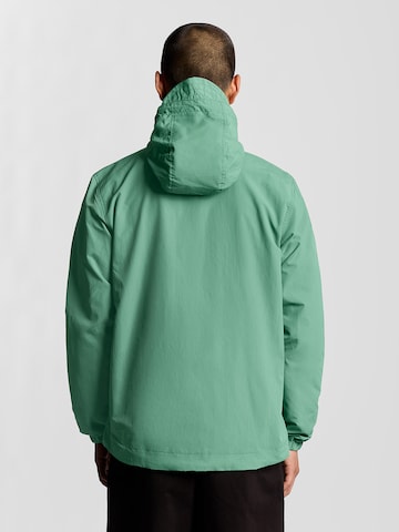 Lyle & Scott Tussenjas in Groen