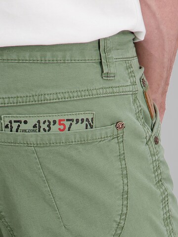 TIMEZONE Regular Cargo Jeans 'Roger' in Green