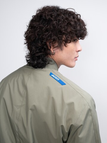 JACK1T Outdoorjas ' Oberon Tech Bomber ' in Groen