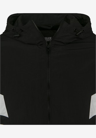 Urban Classics Jacke in Schwarz