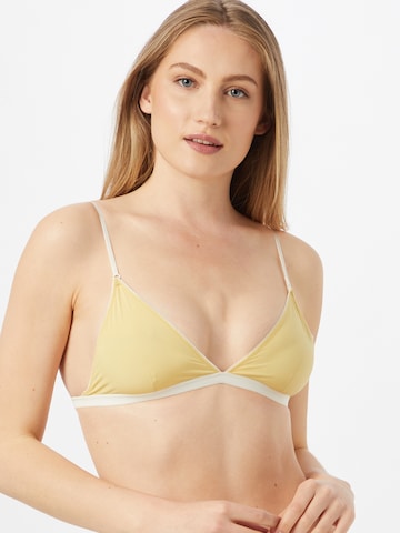 dzeltens Samsøe Samsøe Trijstūra formas Bikini augšdaļa 'Yella': no priekšpuses