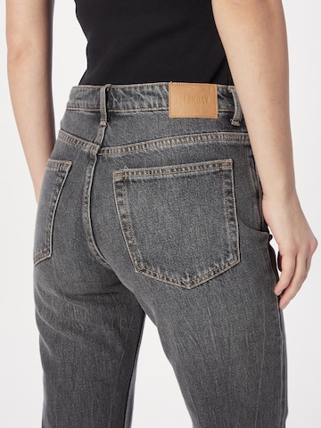 WEEKDAY Regular Jeans 'Pin' i svart