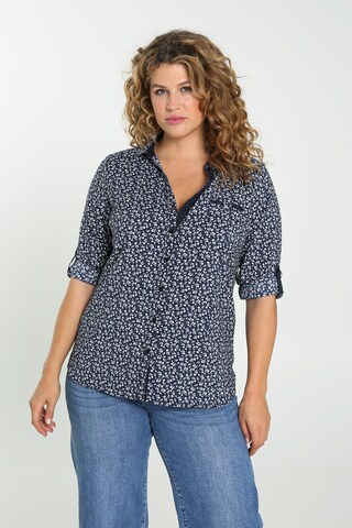 Paprika Blouse in Blue: front