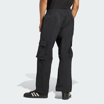 ADIDAS ORIGINALS Loosefit Cargohose in Schwarz
