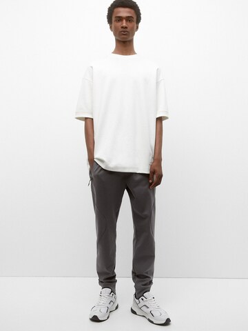 Pull&Bear Tapered Trousers in Brown
