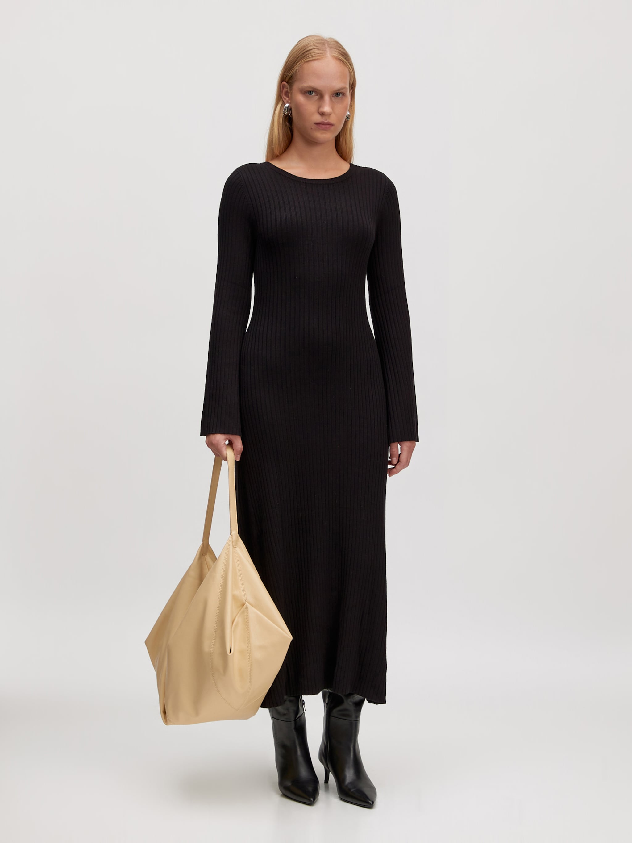 EDITED Producten Jurk 'Noomi' Zwart