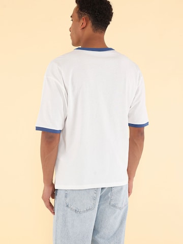 T-Shirt Trendyol en bleu