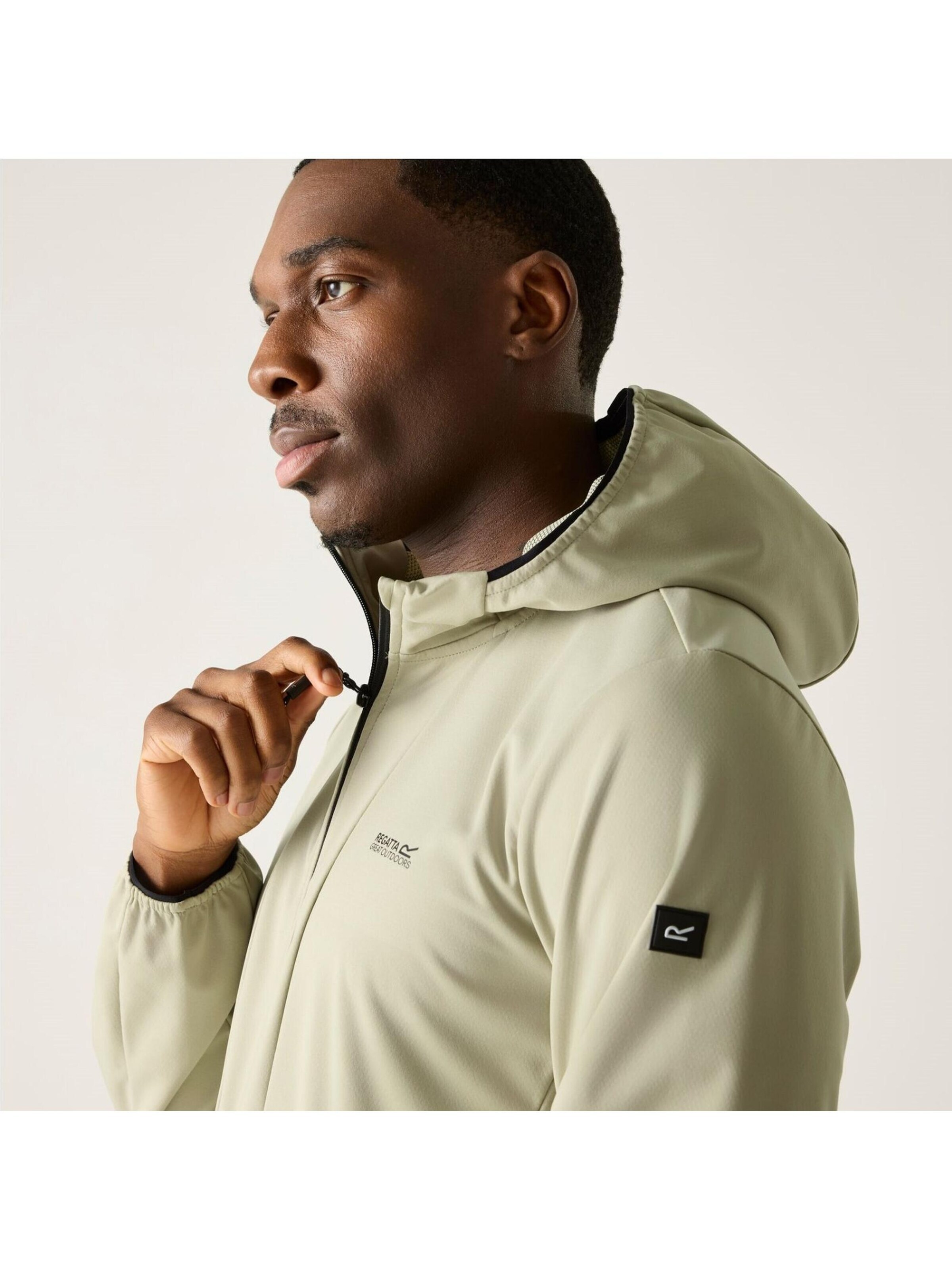 REGATTA Athletic Jacket 'Regatta Softshelljacke Tredmoor' in Green