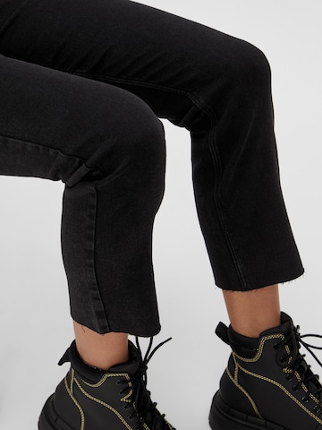 PIECES Slim fit Jeans 'Luna' in Black