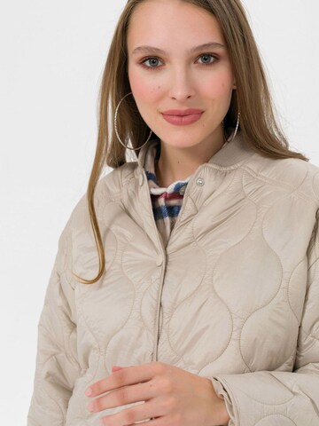 Daniel Hills Jacke in Beige