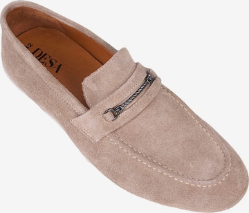Desa Moccasin 'DESA Herren-Wildlederslipper mit Metalldetails' in Beige: front