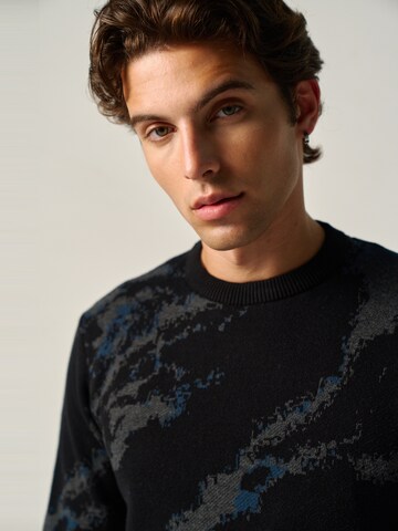 Pull-over KOROSHI en noir