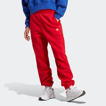 ADIDAS ORIGINALS Дънки Tapered Leg Панталон 'Essentials Fleece' в червено: отпред