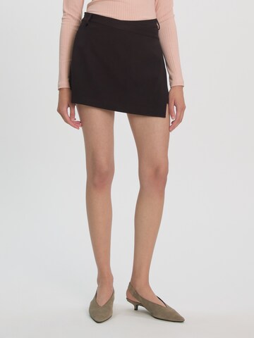 EDITED Skort 'Ylvi' in Braun: Vorderseite