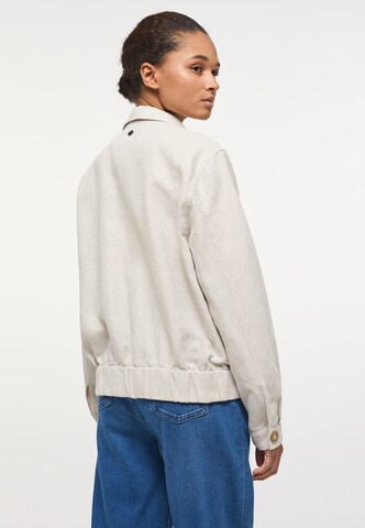 MUSTANG Übergangsjacke in Weiß