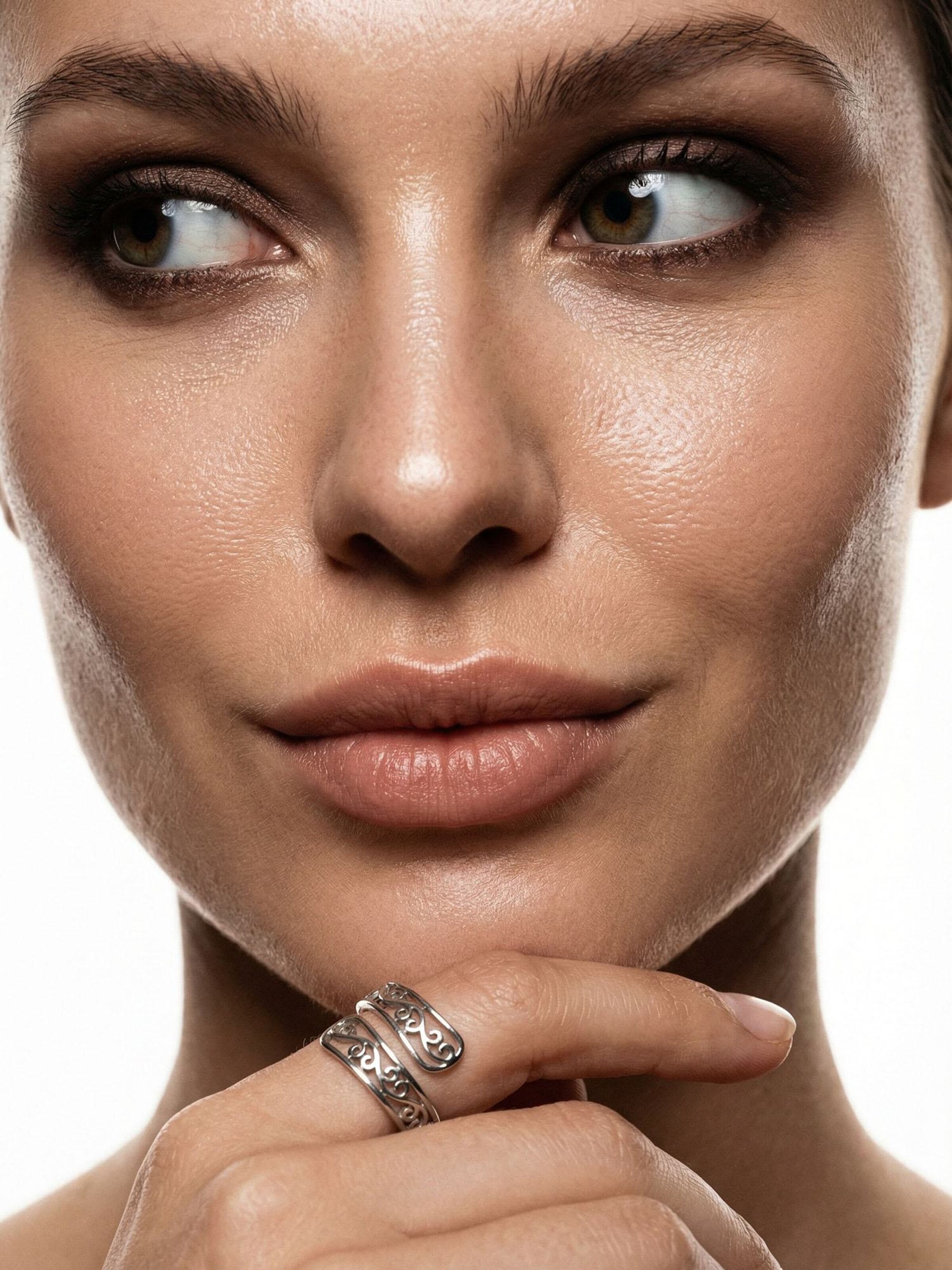 Nemomatheo Ring 'Arabesque – Offener Ring mit Rankenmuster' in Silver