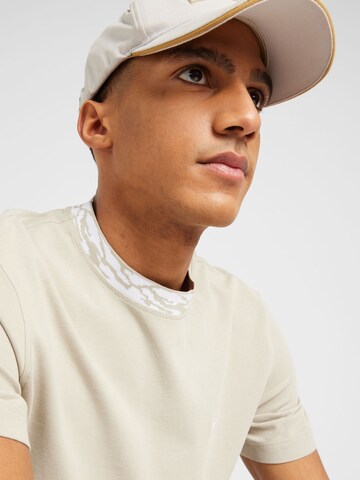 BOSS T-Shirt 'Te_Ocean' in Beige