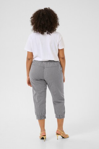 Effilé Pantalon 'Nana' KAFFE CURVE en bleu