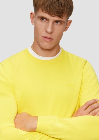 s.Oliver Sweater in Yellow