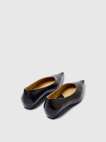 SELECTED - Bailarina 'SLFISLA' en negro