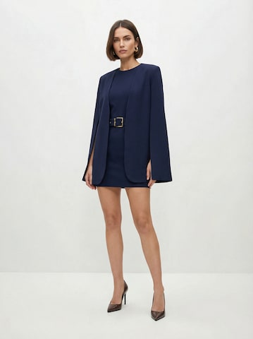 Hoermanseder Платье в Синий