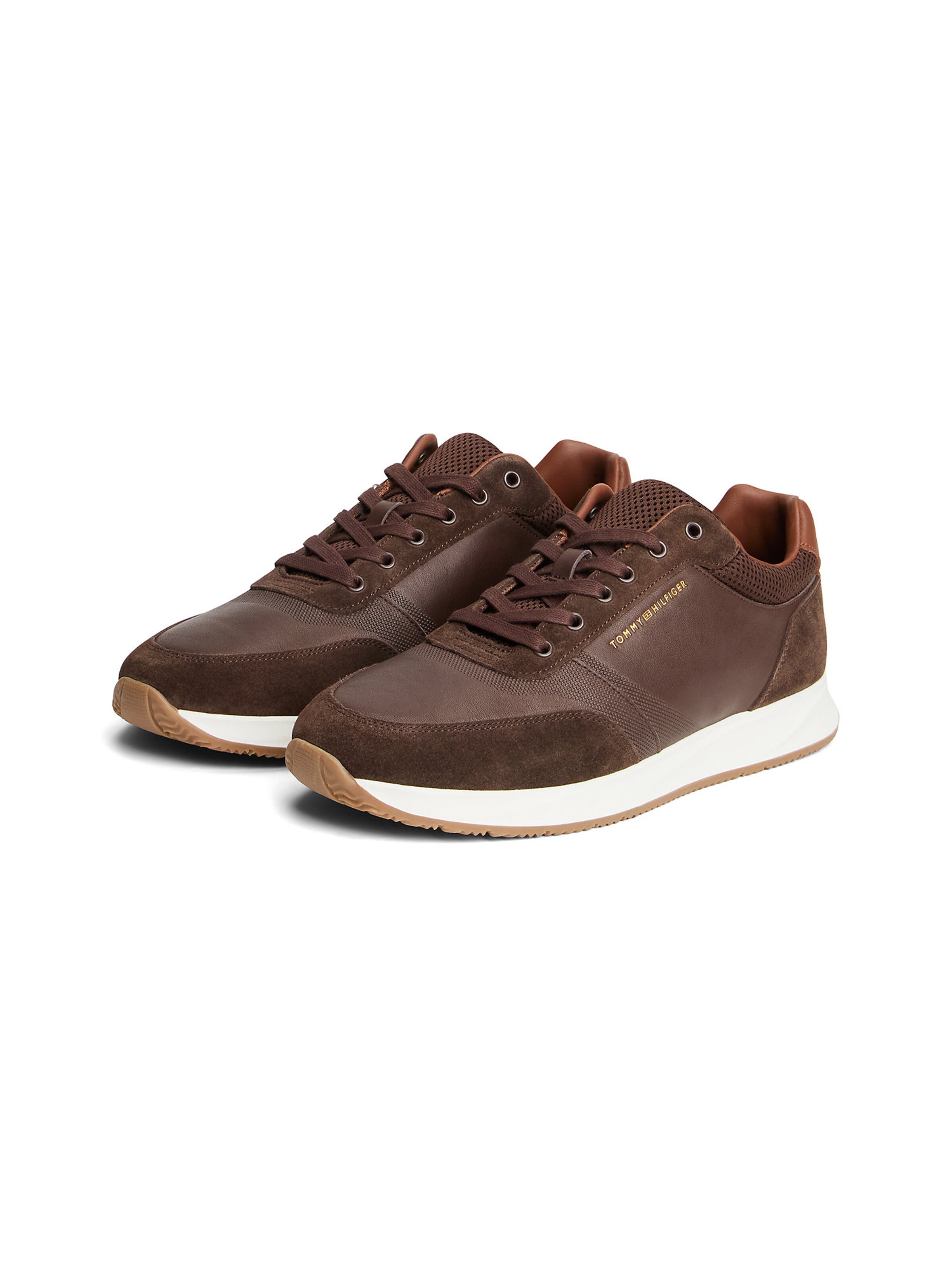 TOMMY HILFIGER Sneaker in Braun