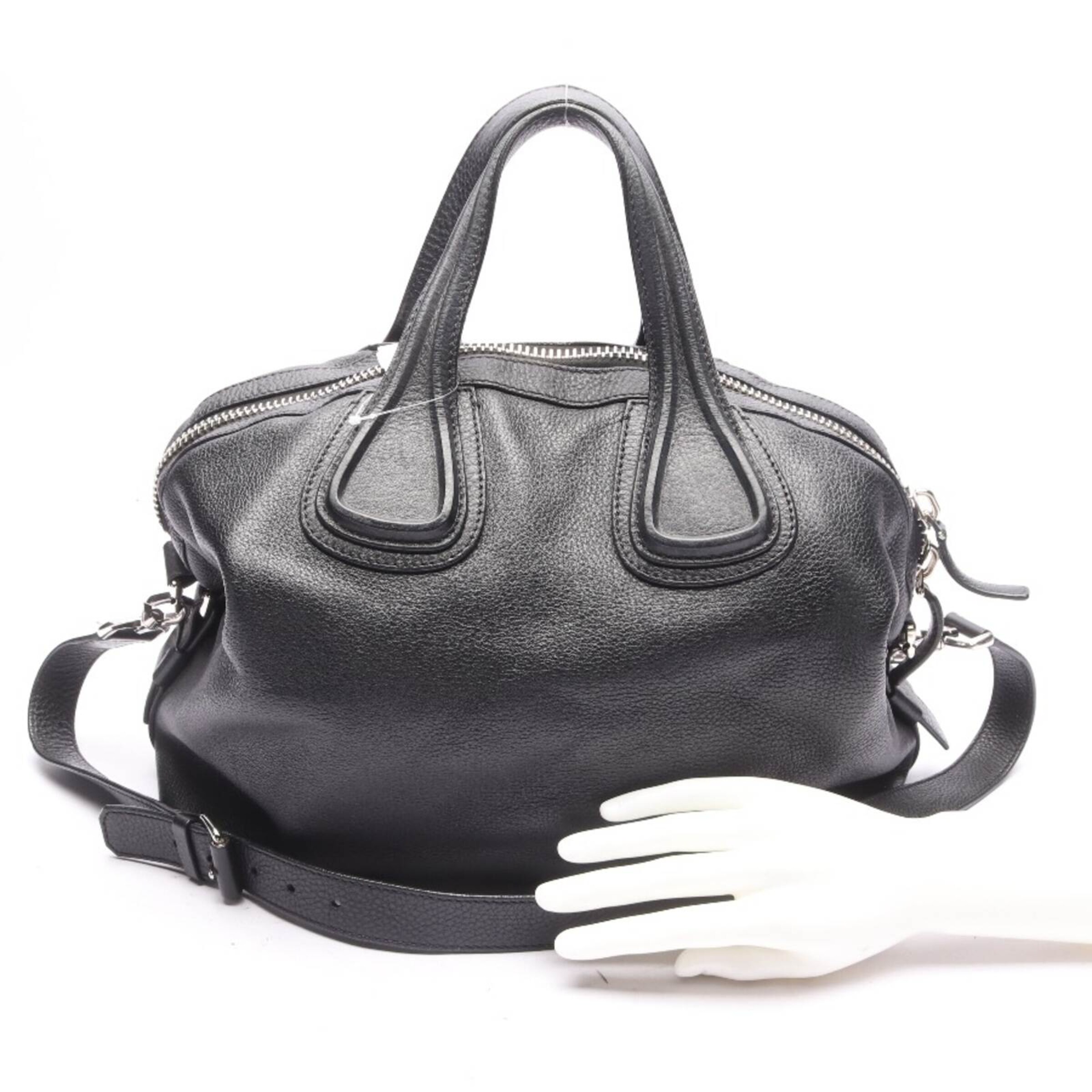 Givenchy Bag in One size in Black