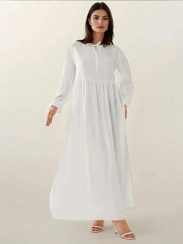 Hiccup Kleid in Weiß: Vorderseite