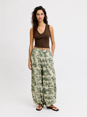 JJXX Baggy Pants 'JXSARA' in Green: front