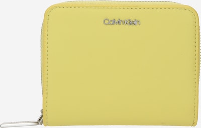 Calvin Klein Porte-monnaies en jaune, Vue avec produit